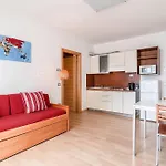 Domino Suite Hotel & Residence